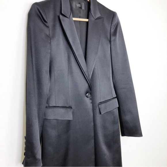 Time Post Modern Black satin one button closure blazer - Picture 3 of 10